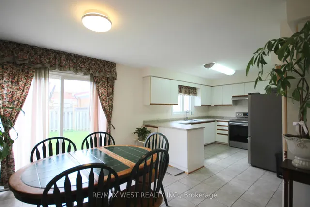 Additional property image - 73 Hullrick Dr
