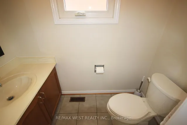 Additional property image - 73 Hullrick Dr