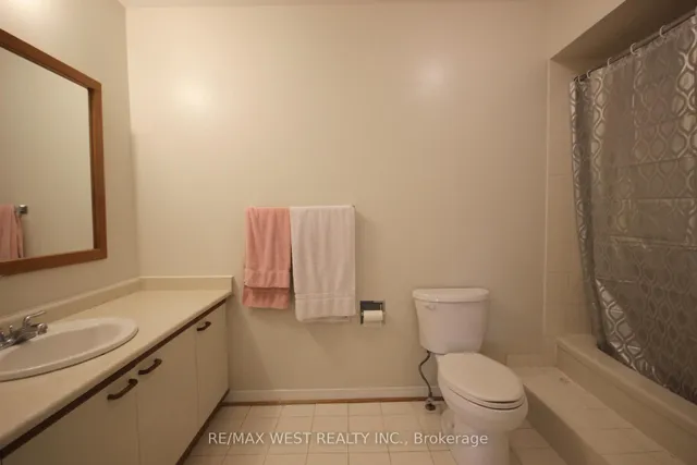 Additional property image - 73 Hullrick Dr