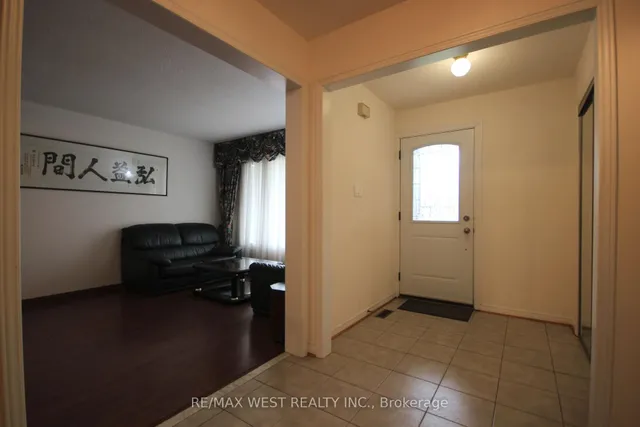 Additional property image - 73 Hullrick Dr