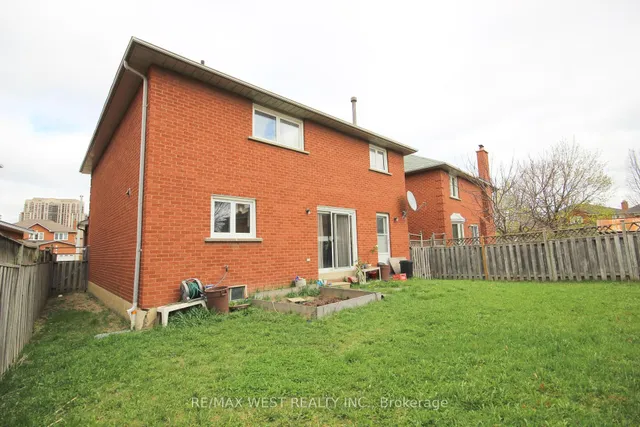 Additional property image - 73 Hullrick Dr