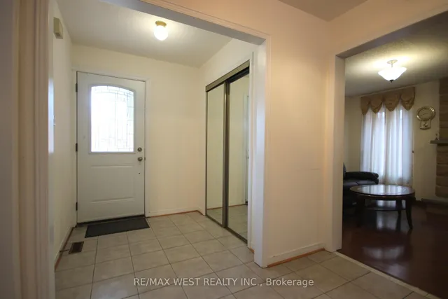 Additional property image - 73 Hullrick Dr