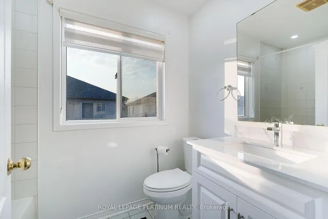 Additional property image - 102 Bunchberry Way