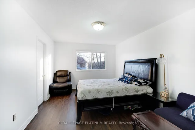 Additional property image - 102 Bunchberry Way