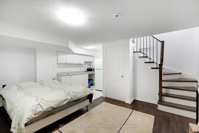 Additional property image - 102 Bunchberry Way