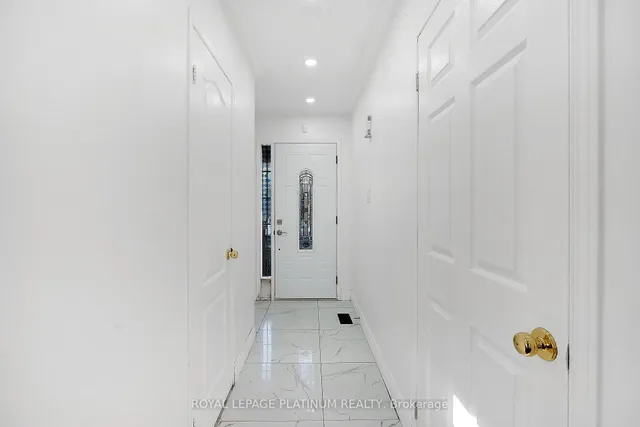 Additional property image - 102 Bunchberry Way