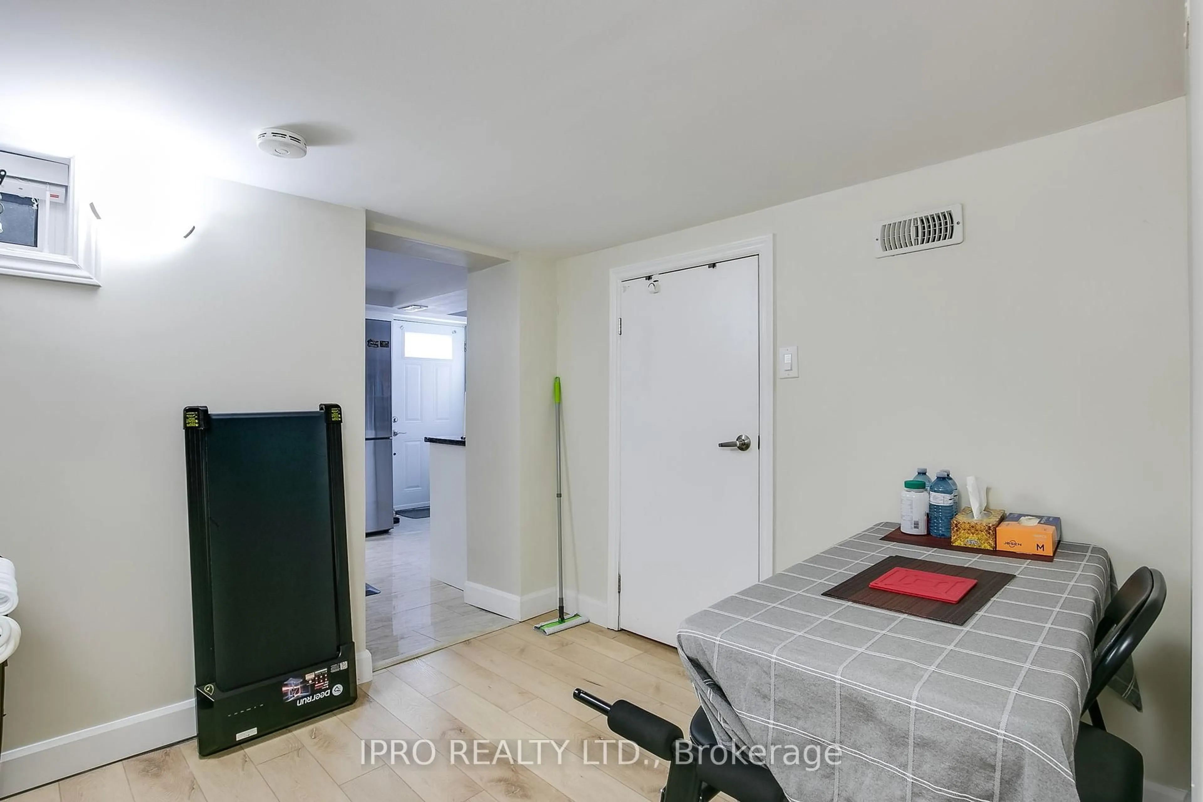 A pic of a room for 268 McRoberts Ave, Toronto Ontario M6E 4P6