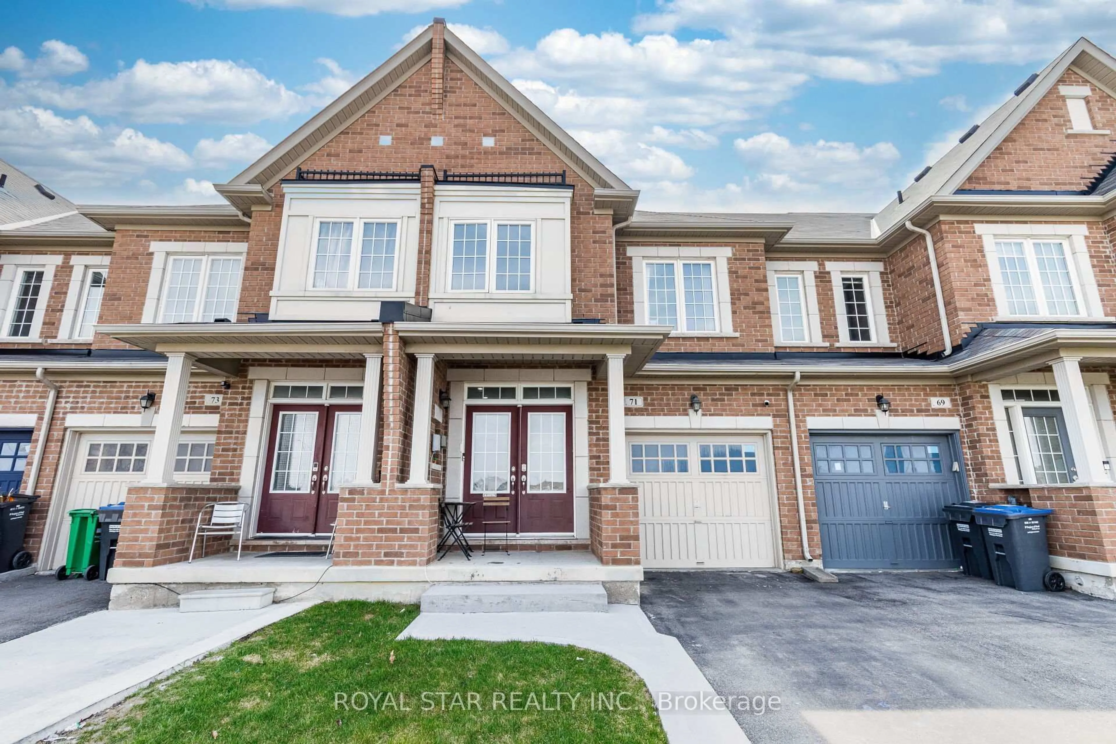 Home with brick exterior material, street for 71 Relton Circ, Brampton Ontario L6P 4A7