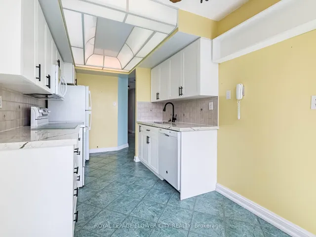 Additional property image - 22 Hanover Rd Unit 710