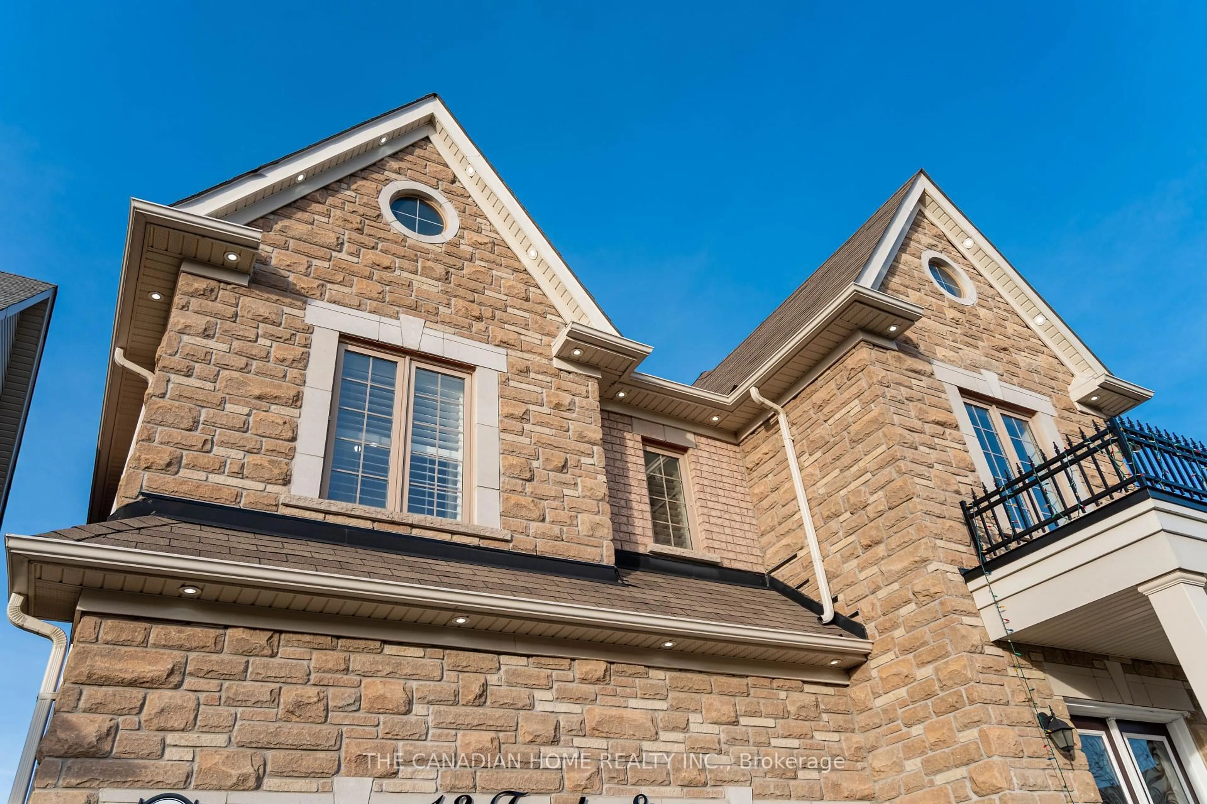 Home with brick exterior material, building for 13 Templar St, Brampton Ontario L6Y 2Y2