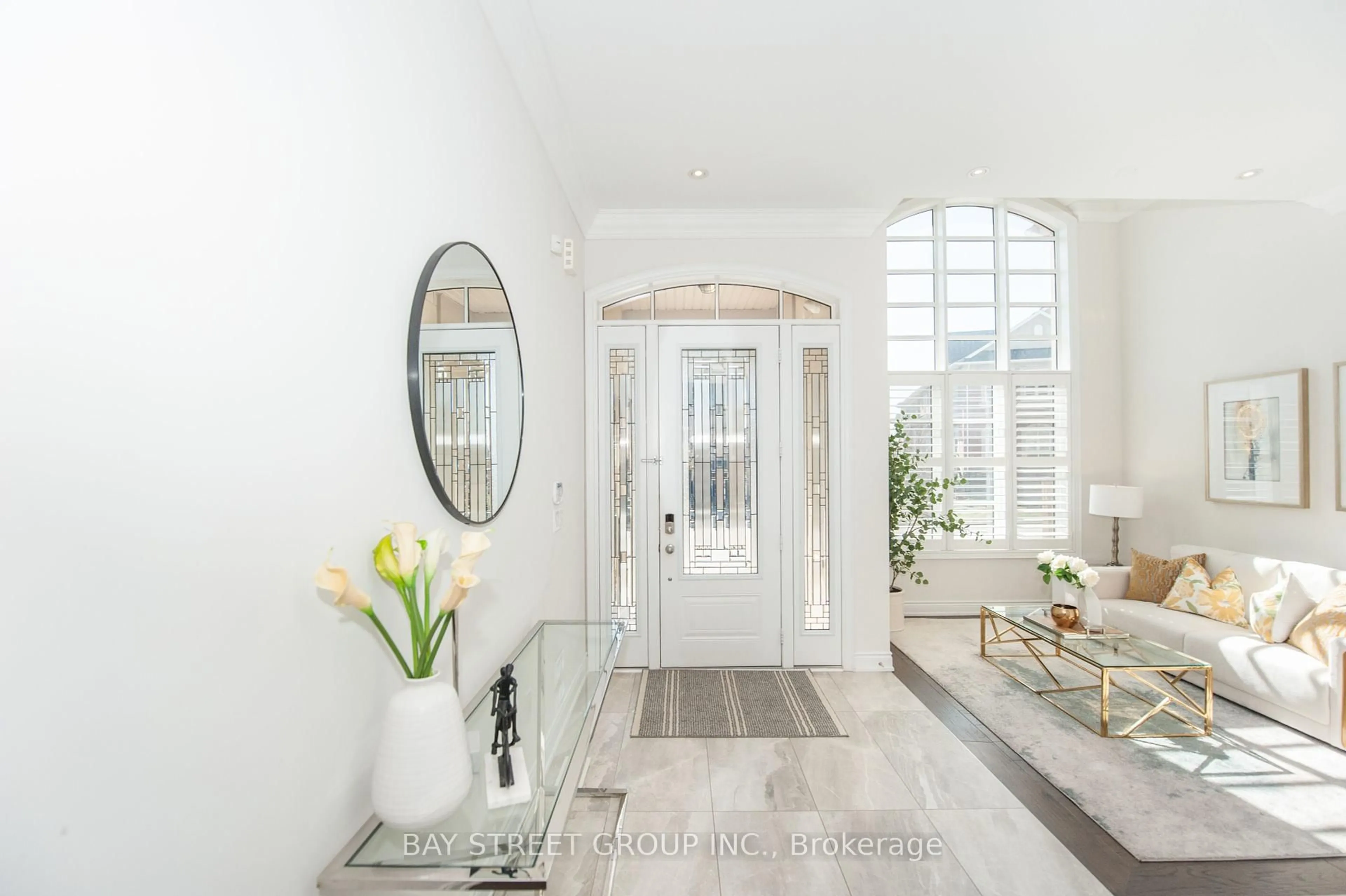 Indoor entryway for 3187 Daniel Way, Oakville Ontario L6H 0V7