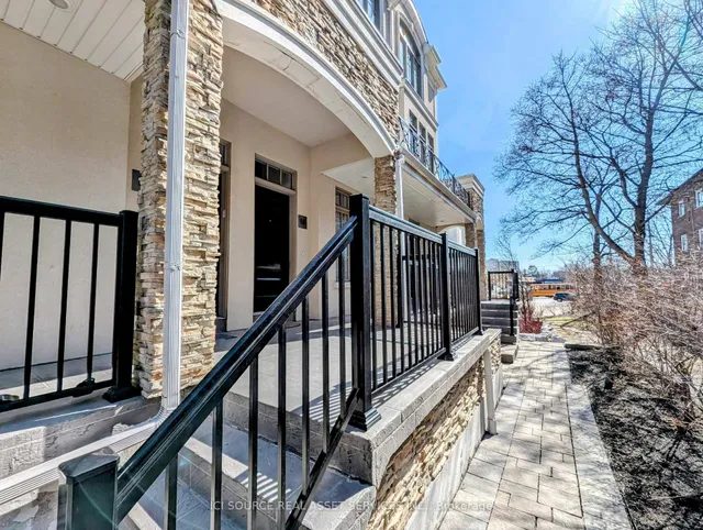 Additional property image - 3077 Cawthra Rd Unit 16