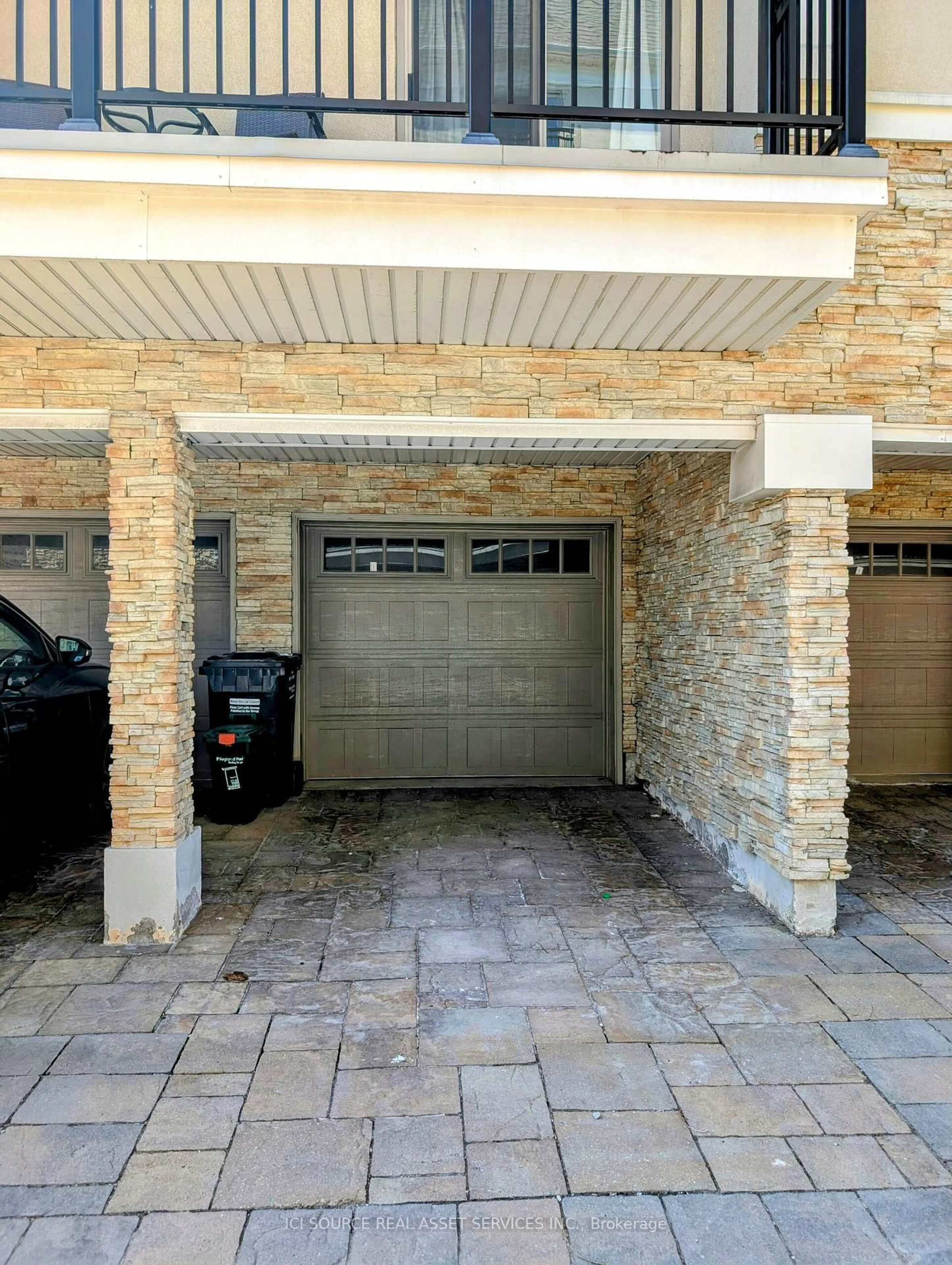 Unknown for 3077 Cawthra Rd #16, Mississauga Ontario L5A 2X4