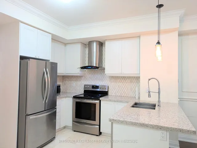 Additional property image - 3077 Cawthra Rd Unit 16