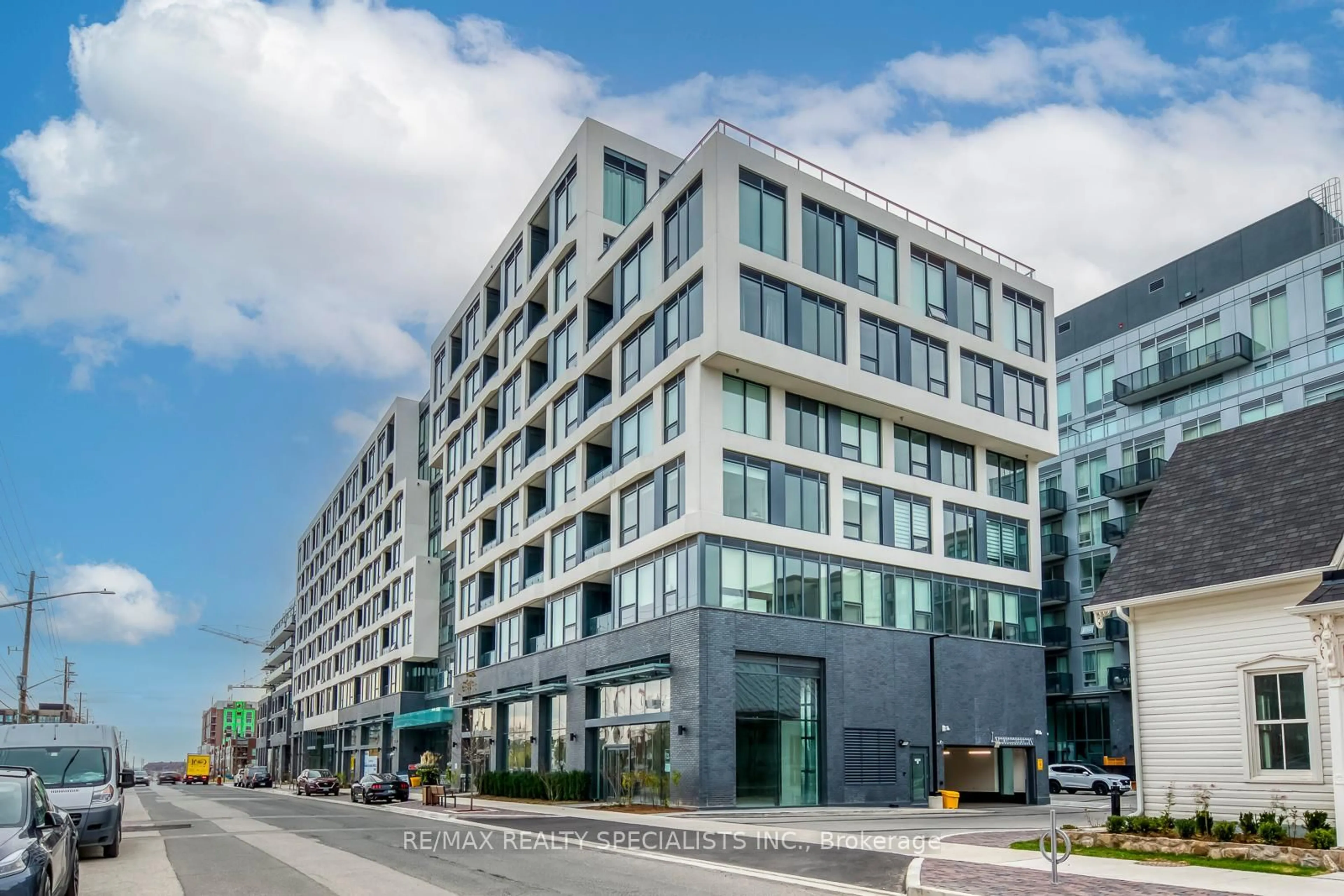 Unknown for 2450 Old Bronte Rd #218, Oakville Ontario L6M 5P6
