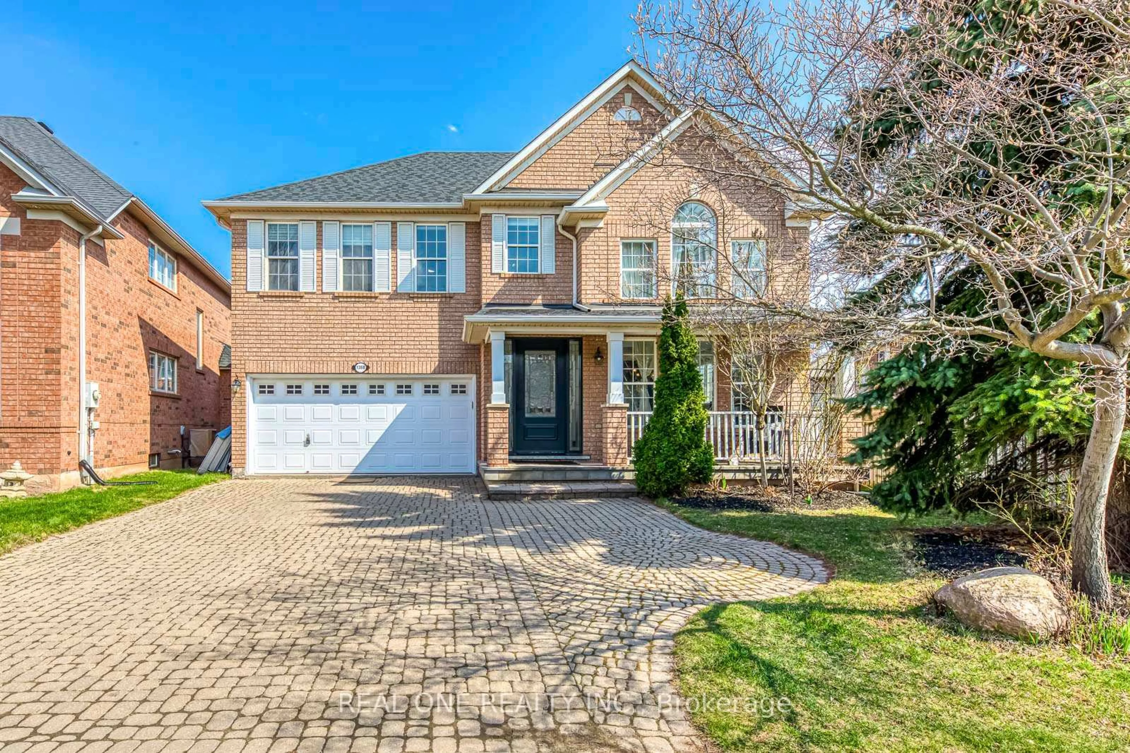 Home with brick exterior material, street for 1368 Pine Glen Rd, Oakville Ontario L6M 4B9