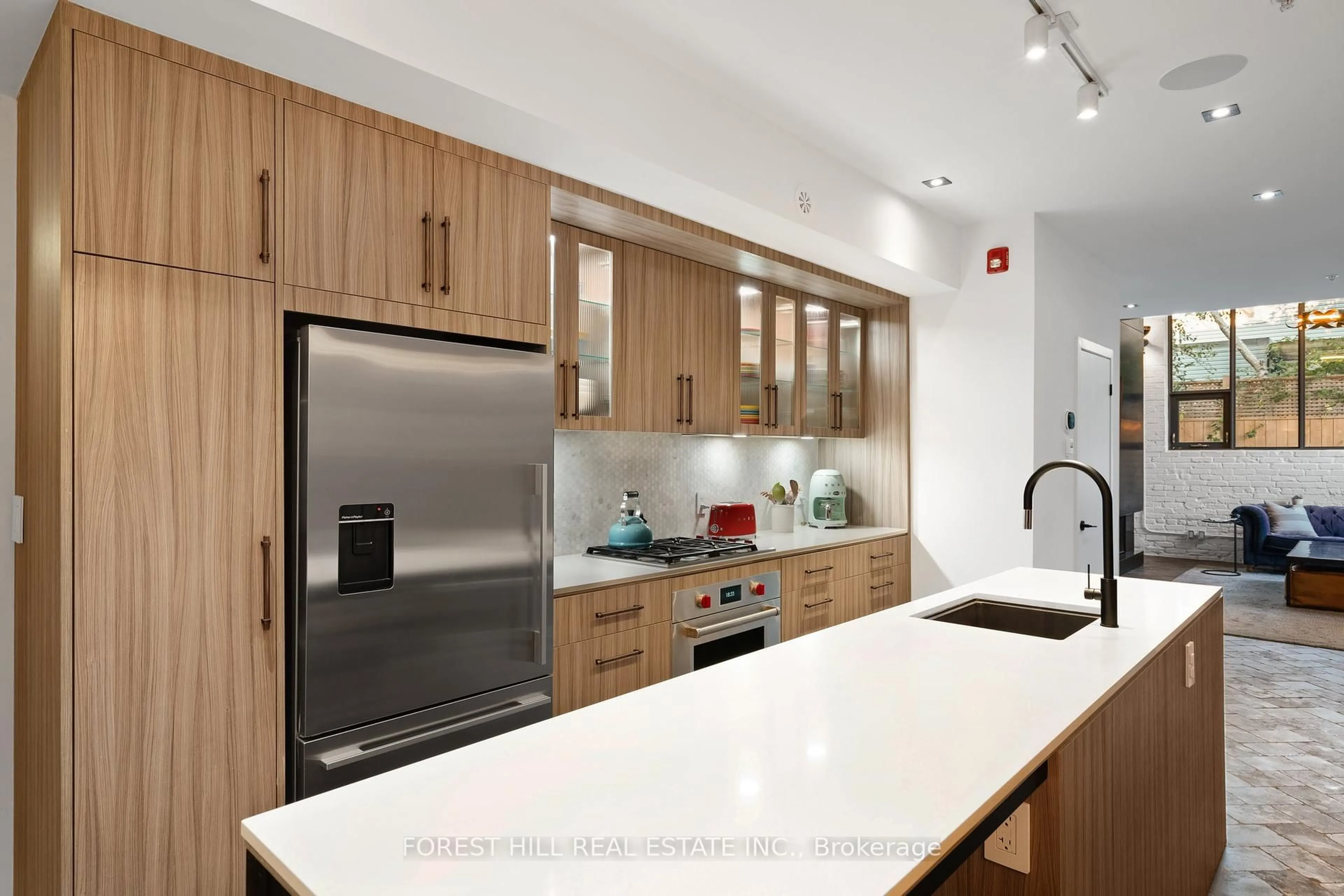 Contemporary kitchen, unknown for 50 Bartlett Ave #Th16, Toronto Ontario M6H 3E6