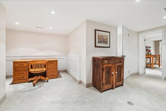 Additional property image - 246 Albion Ave