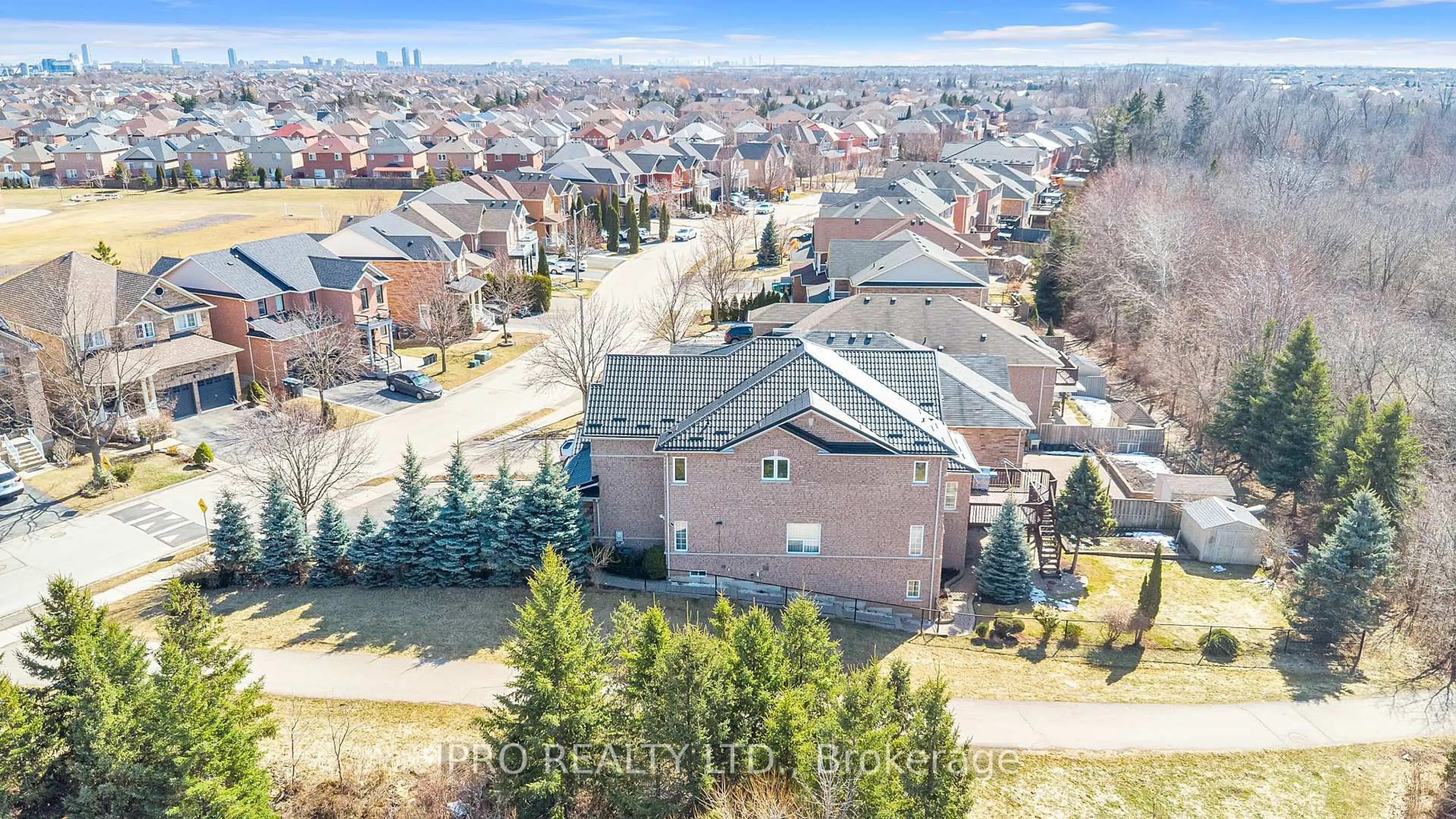 A pic from outside/outdoor area/front of a property/back of a property/a pic from drone, city buildings view from balcony for 26 Beavervalley Dr, Brampton Ontario L7A 3L5