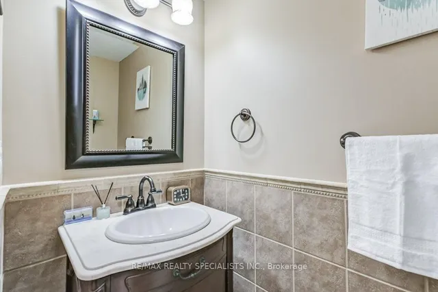 Additional property image - 7362 Banffshire Crt