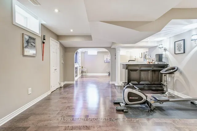 Additional property image - 7362 Banffshire Crt