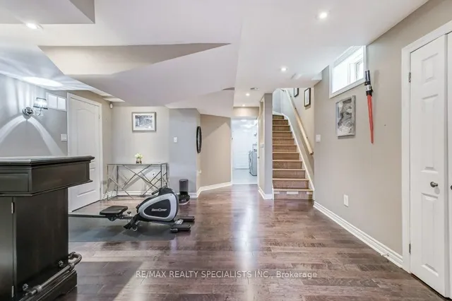 Additional property image - 7362 Banffshire Crt