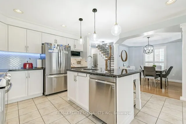 Additional property image - 7362 Banffshire Crt