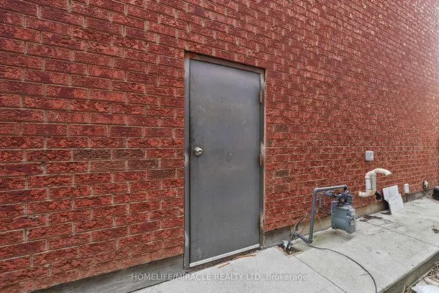 Additional property image - 27 Deerpark Cres