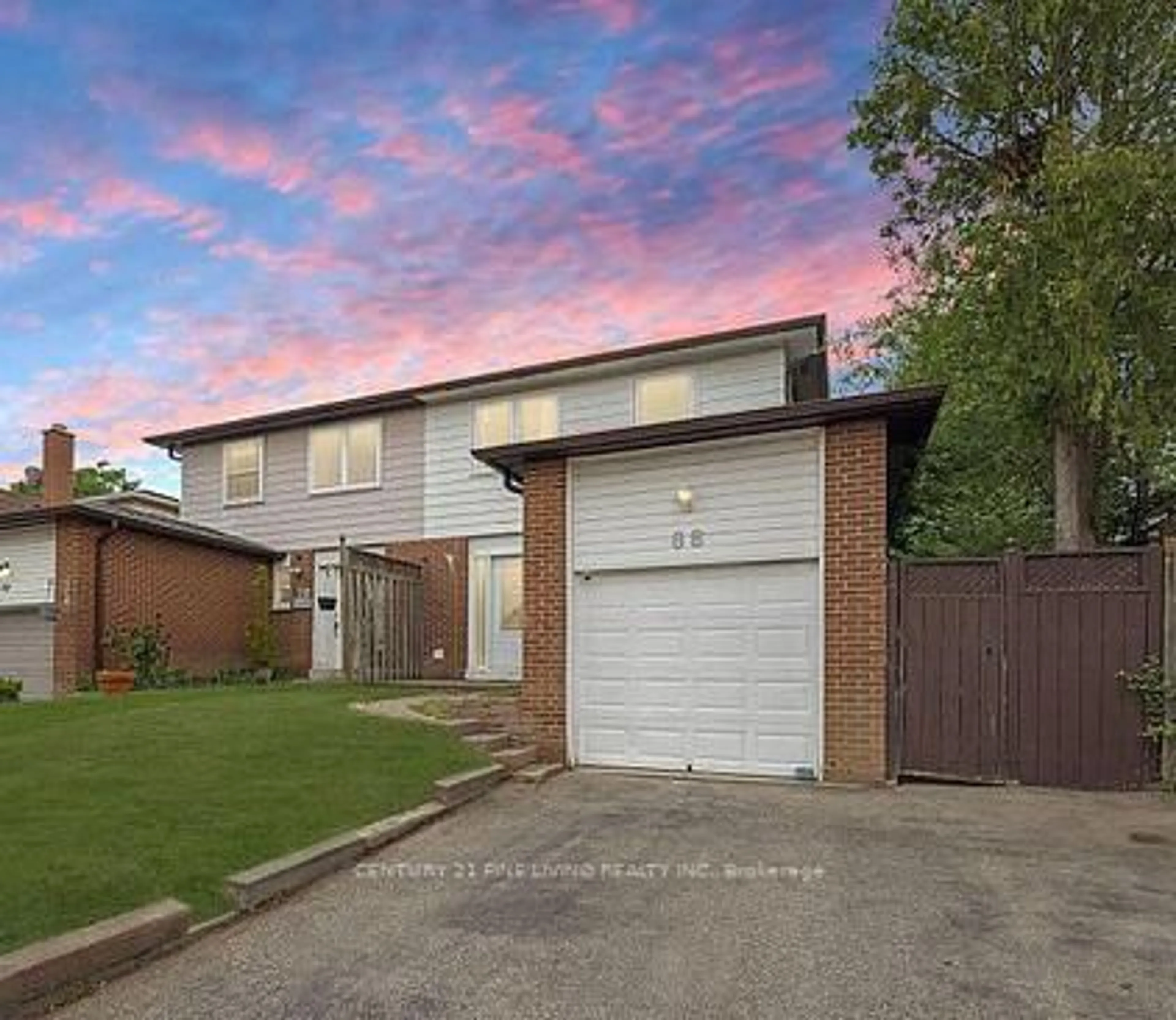 Unknown for 68 Radford Dr, Brampton Ontario L6V 2Y9