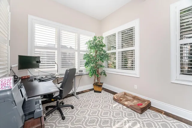 Additional property image - 16 Adastra Pl