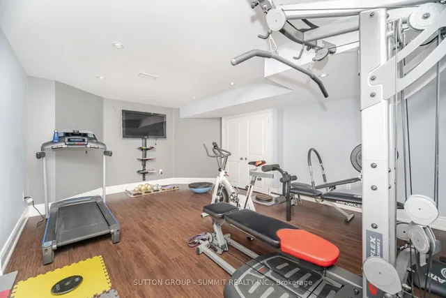 Additional property image - 16 Adastra Pl