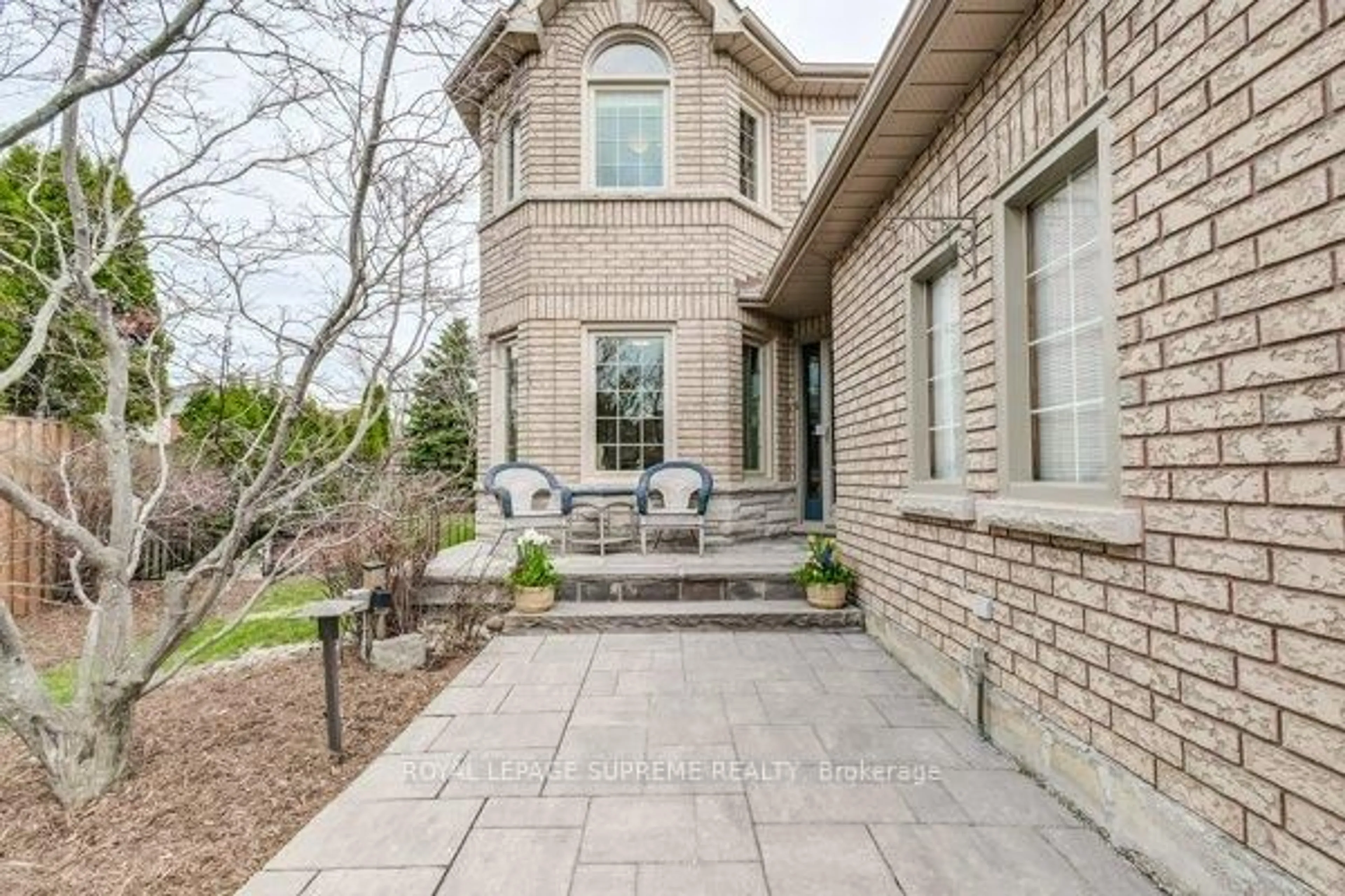 Home with brick exterior material, street for 12 Cornerstone Crt, Caledon Ontario L7E 1T4