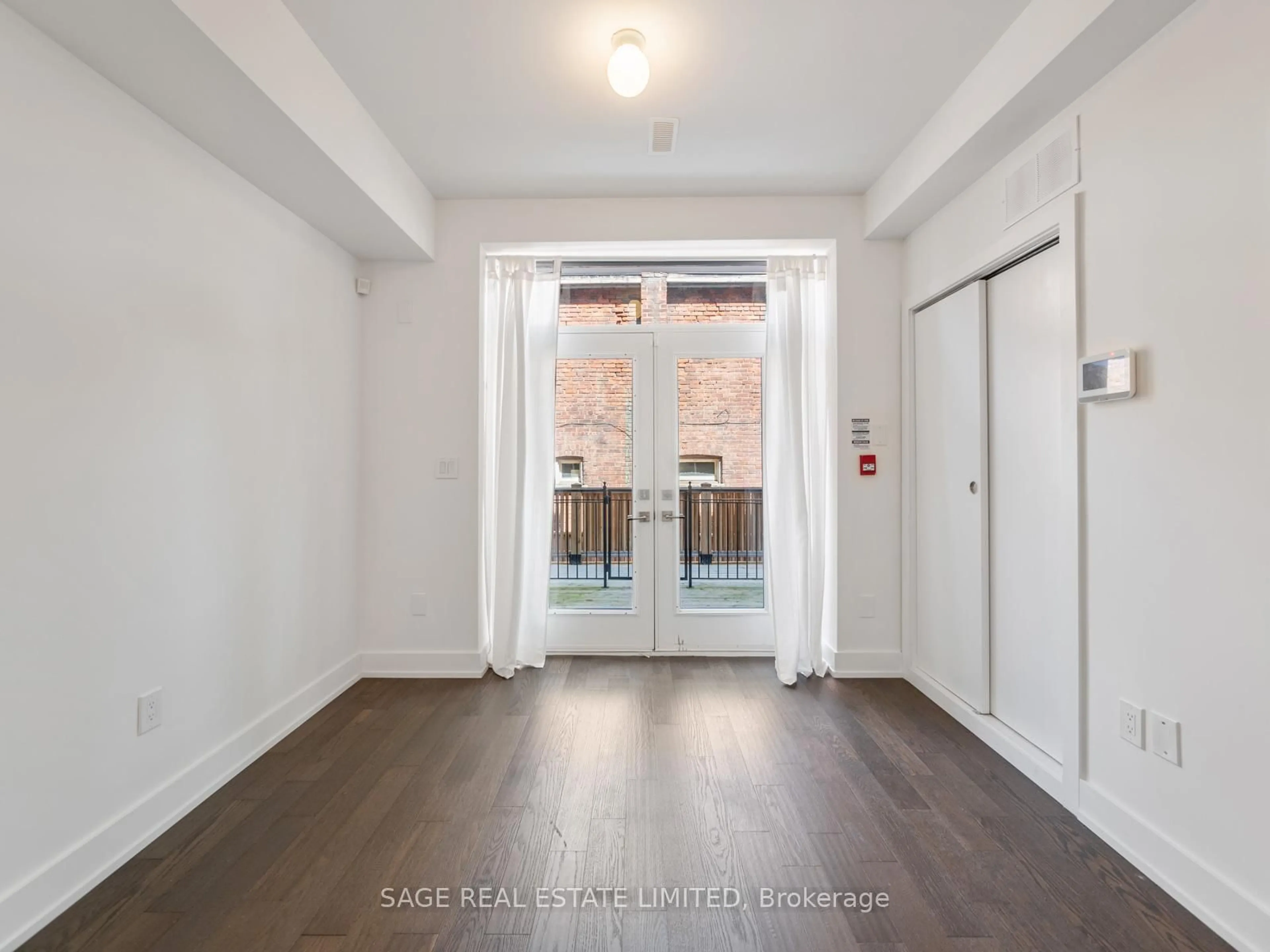 Indoor entryway for 1183 Dufferin St #103, Toronto Ontario M6H 4B7