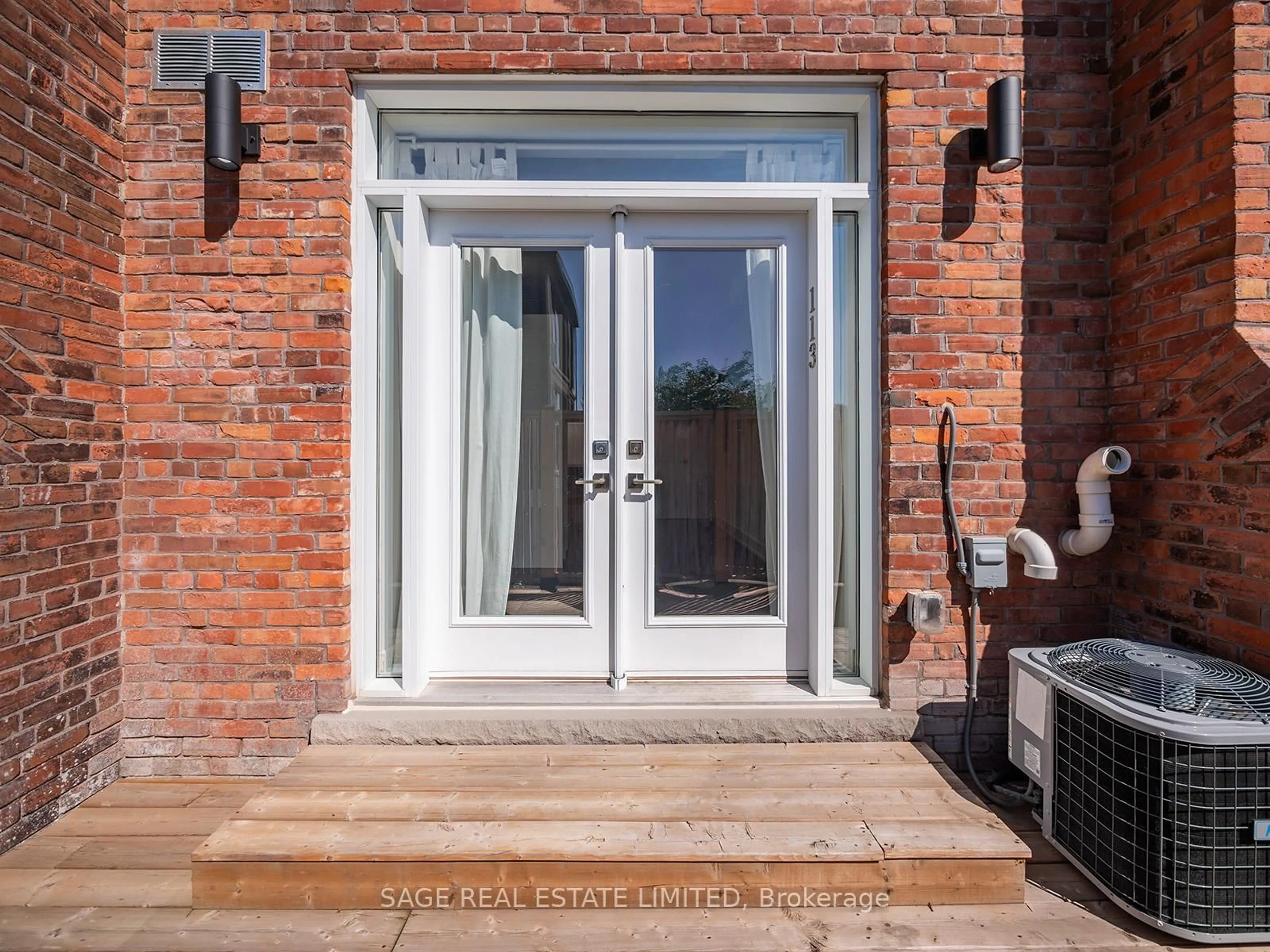 Unknown for 1183 Dufferin St #113, Toronto Ontario M6H 4B7