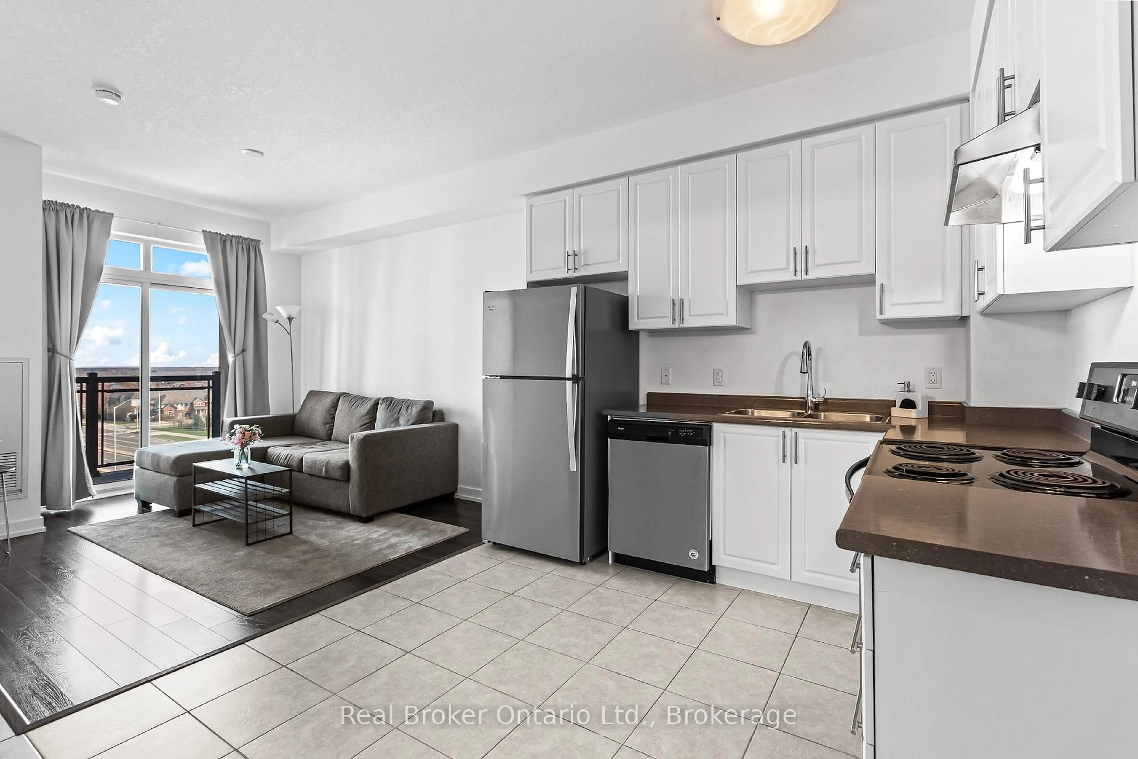 Open concept kitchen, unknown for 2490 Old Bronte Rd #507, Oakville Ontario L6M 0Y5