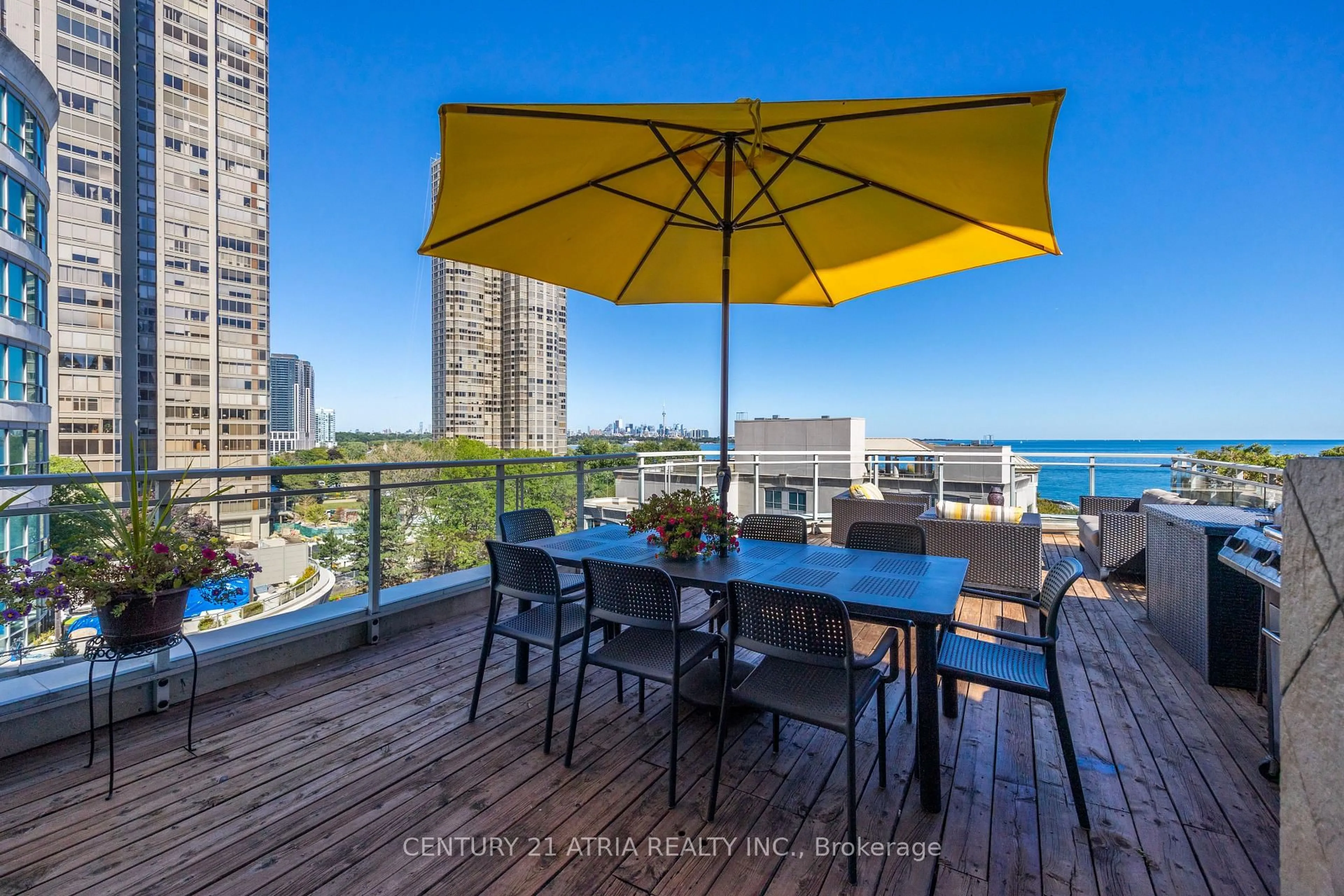 Patio, water/lake/river/ocean view for 2067 Lake shore Blvd #604, Toronto Ontario M8V 4B8