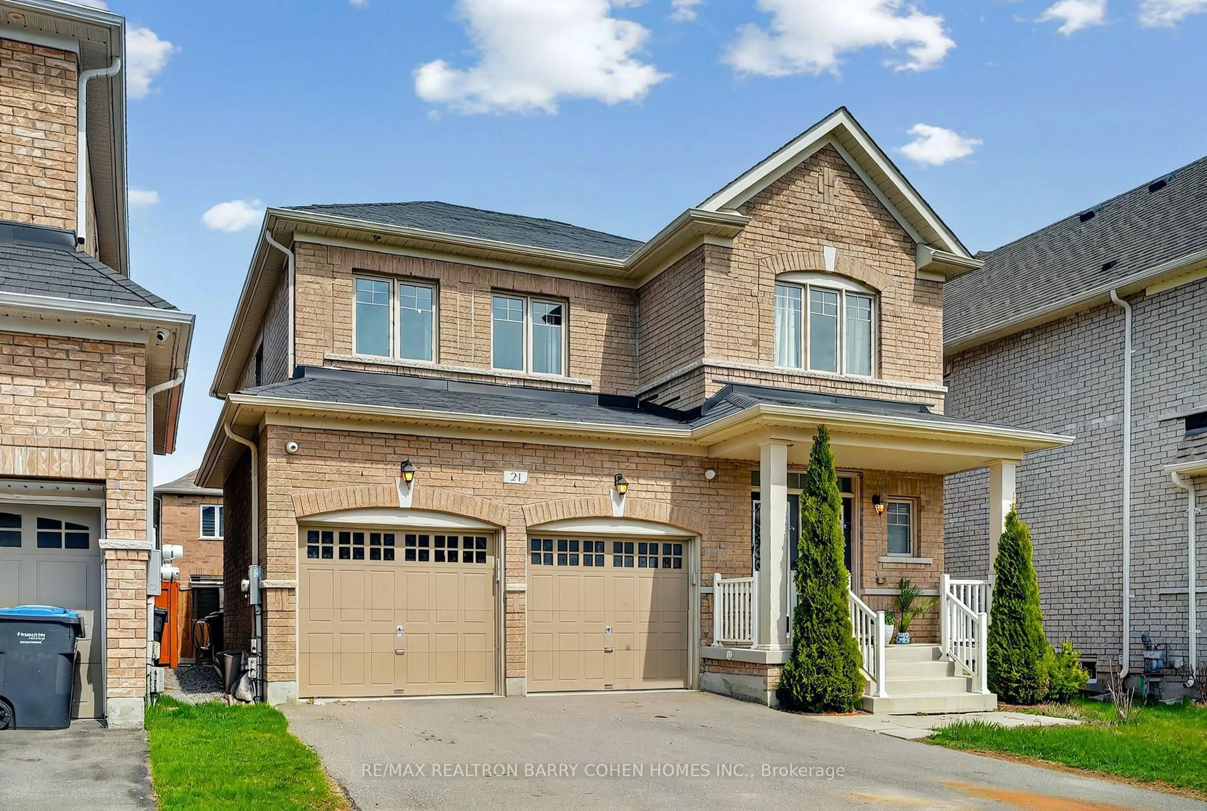 Home with brick exterior material, street for 21 Meadowcreek Rd, Caledon Ontario L7C 3Y9
