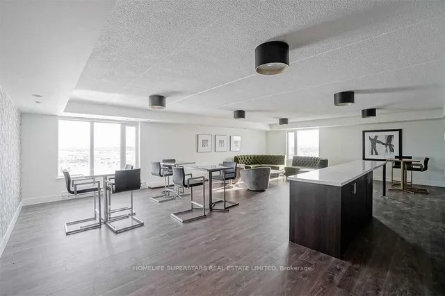 Additional property image - 716 Main St Unit 1006