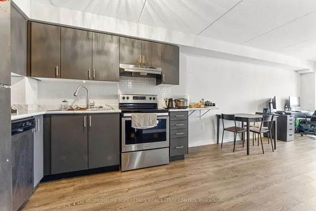 Additional property image - 716 Main St Unit 1006