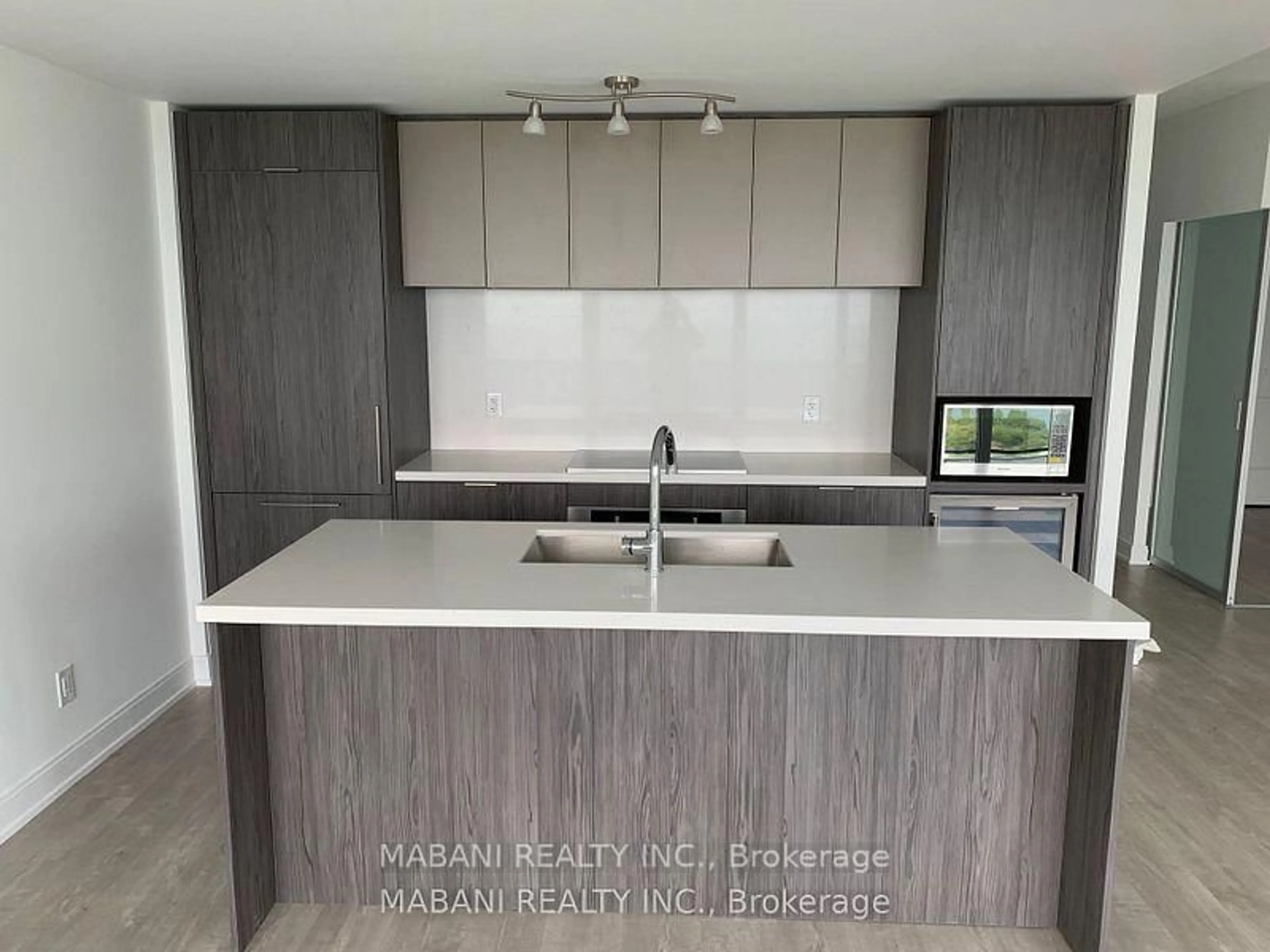 Standard kitchen, unknown for 70 Annie Craig Dr #2705, Toronto Ontario M8V 0G2