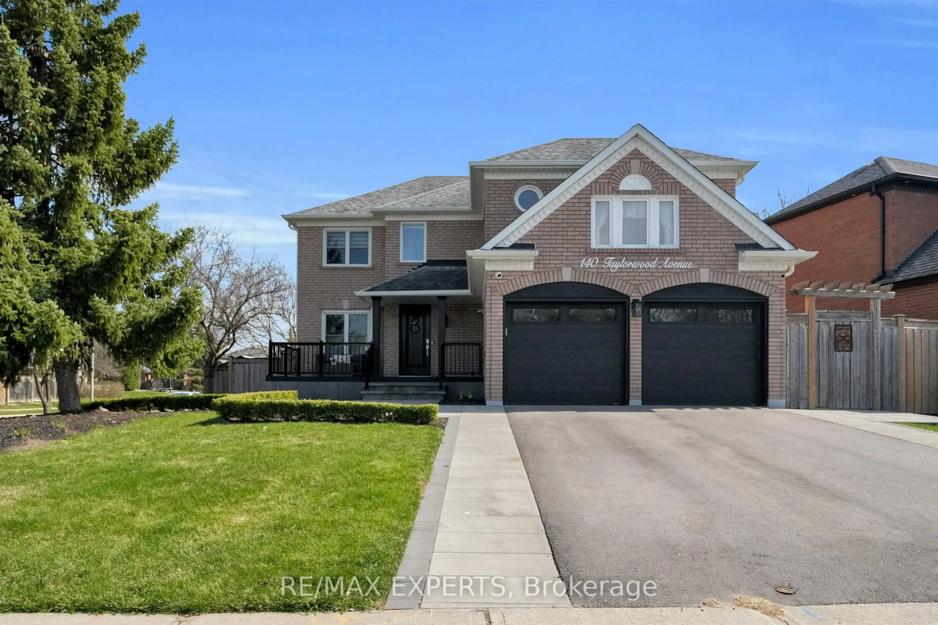 Home with brick exterior material, street for 140 Taylorwood Ave, Caledon Ontario L7E 1H8