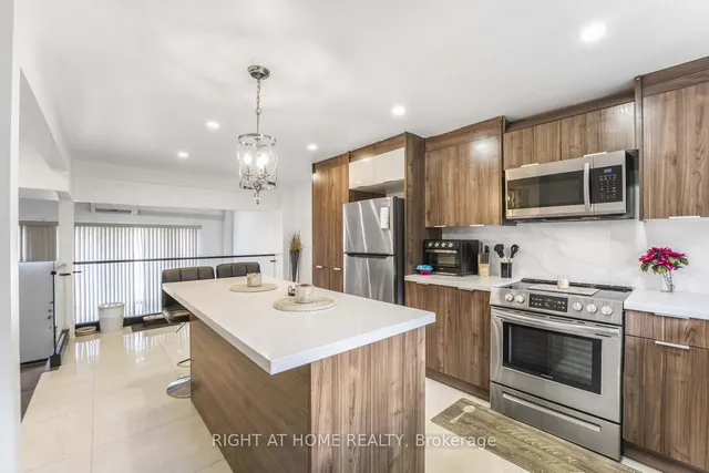 Additional image 19 of 35 Darras Crt