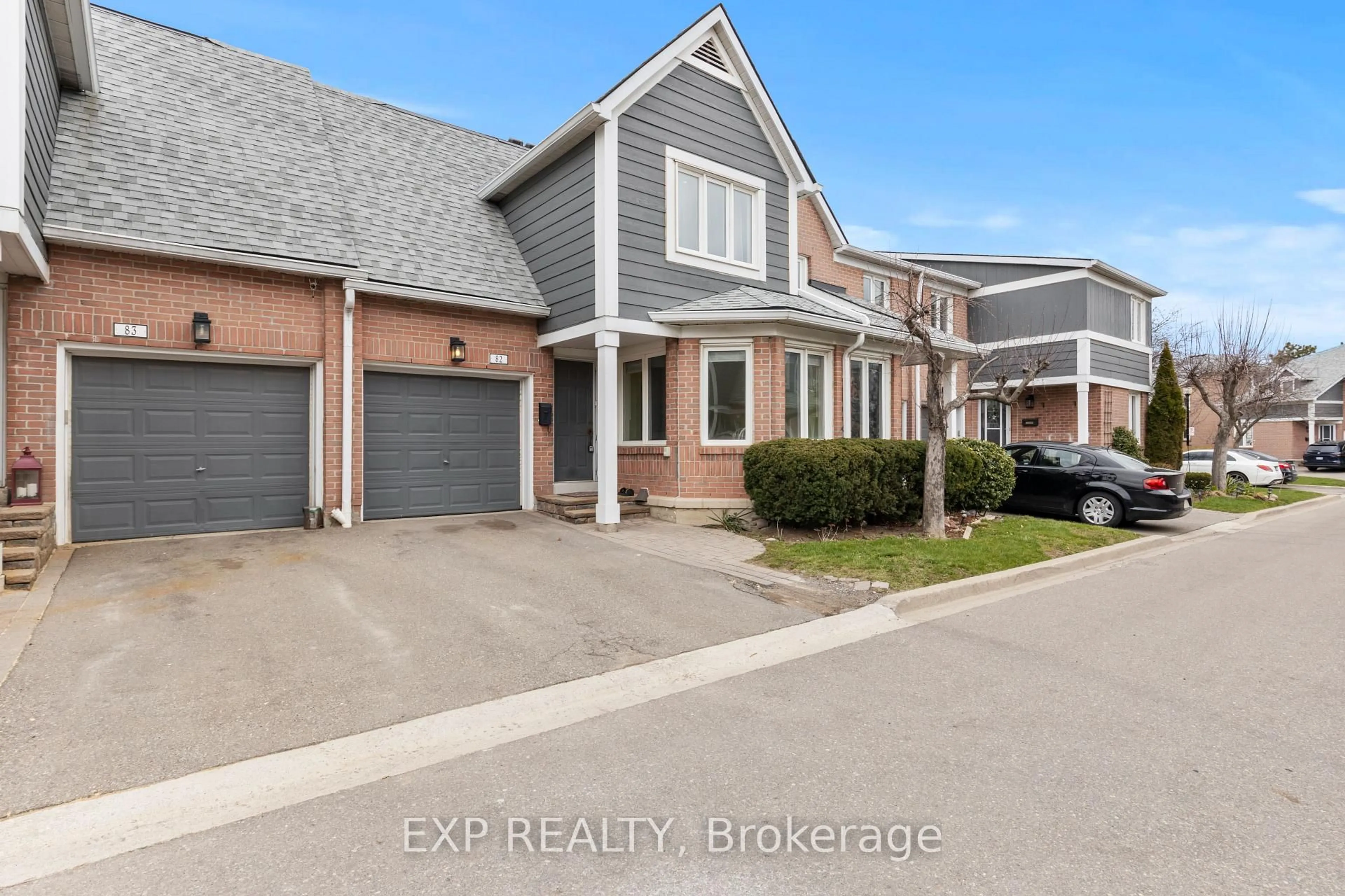 A pic from outside/outdoor area/front of a property/back of a property/a pic from drone, street for 2205 South Millway N/A #82, Mississauga Ontario L5L 3T2