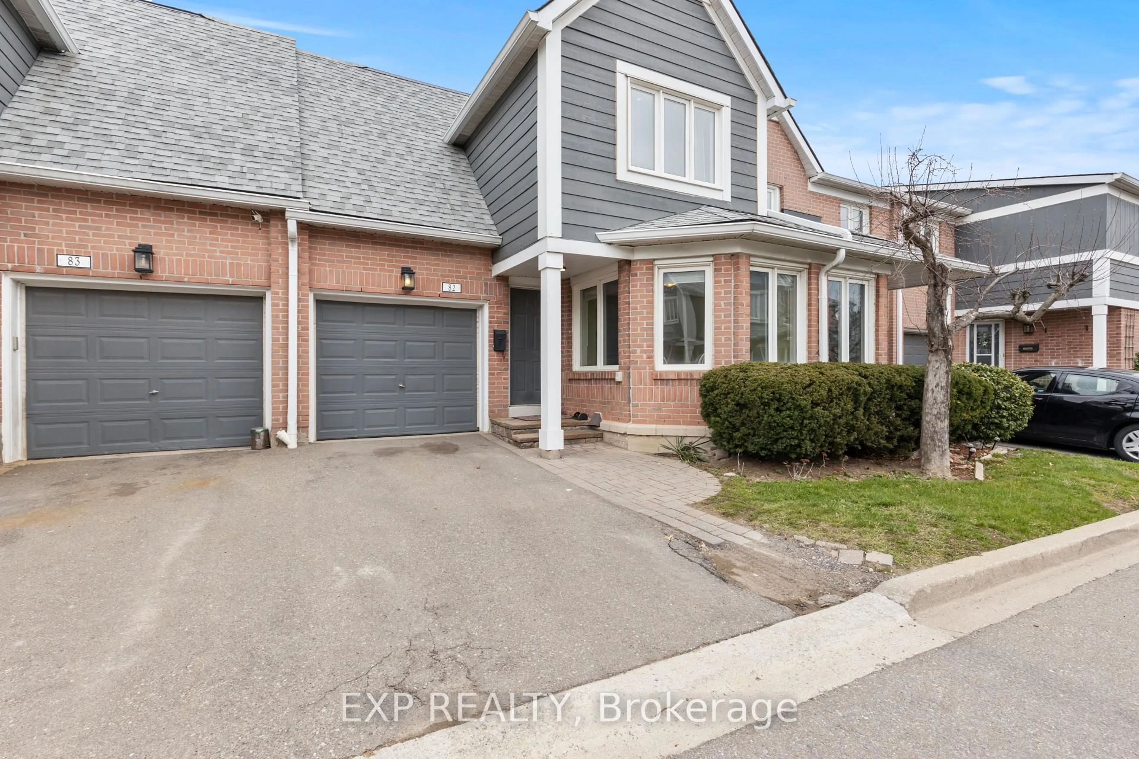 Unknown for 2205 South Millway N/A #82, Mississauga Ontario L5L 3T2