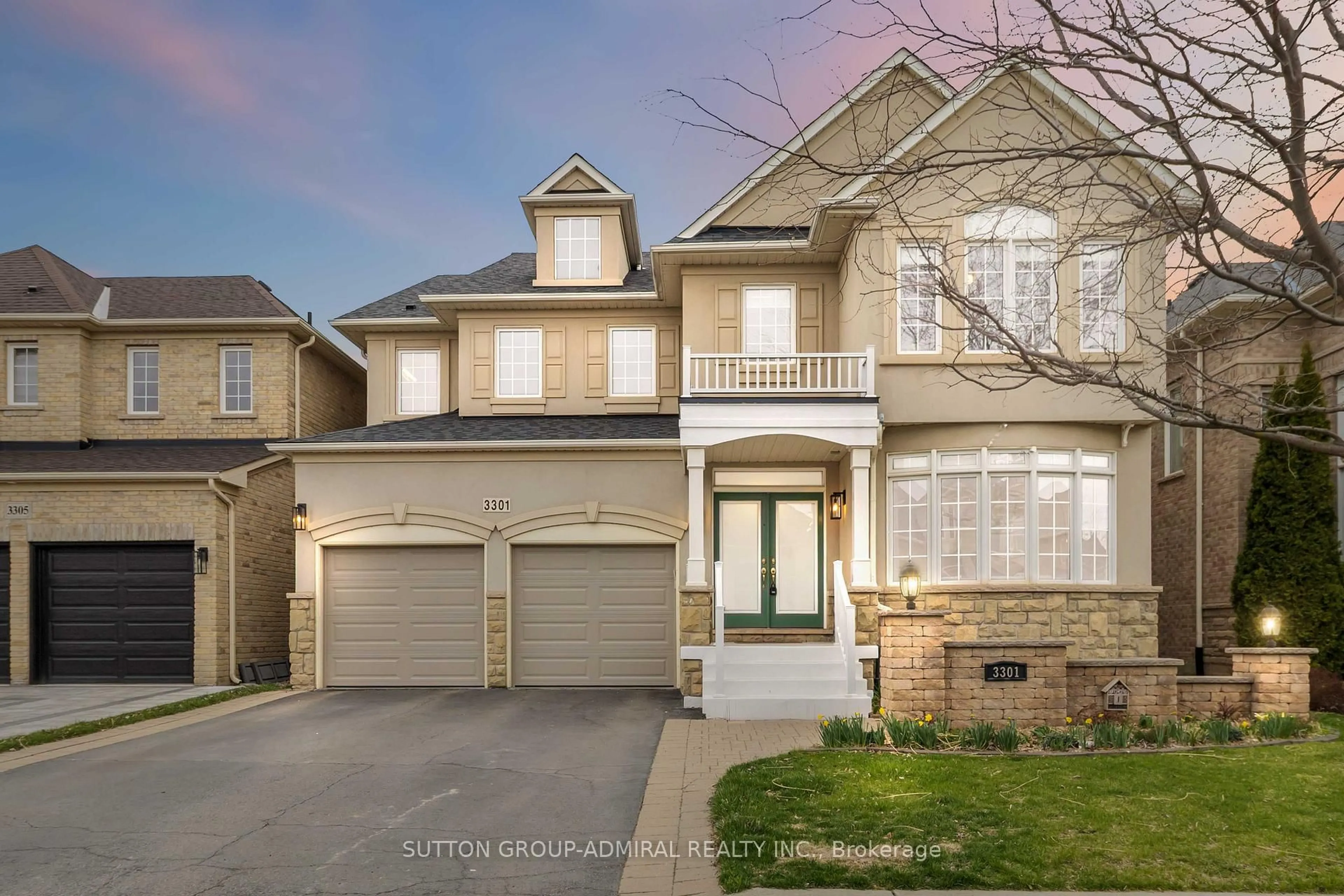 Home with brick exterior material, street for 3301 Skipton Lane, Oakville Ontario L6M 0K2