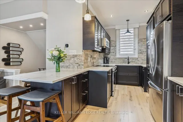 Additional property image - 2301 Cavendish Dr Unit 150