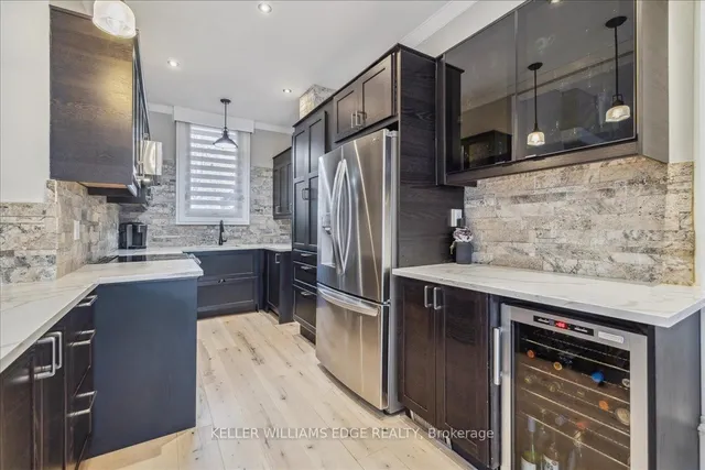Additional property image - 2301 Cavendish Dr Unit 150