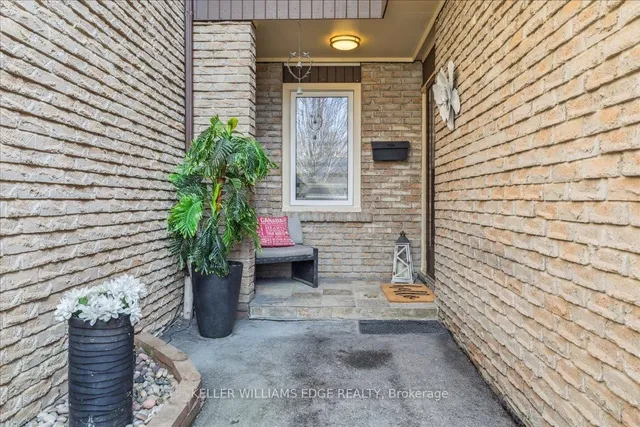 Additional property image - 2301 Cavendish Dr Unit 150