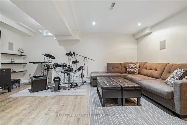 Additional property image - 2301 Cavendish Dr Unit 150