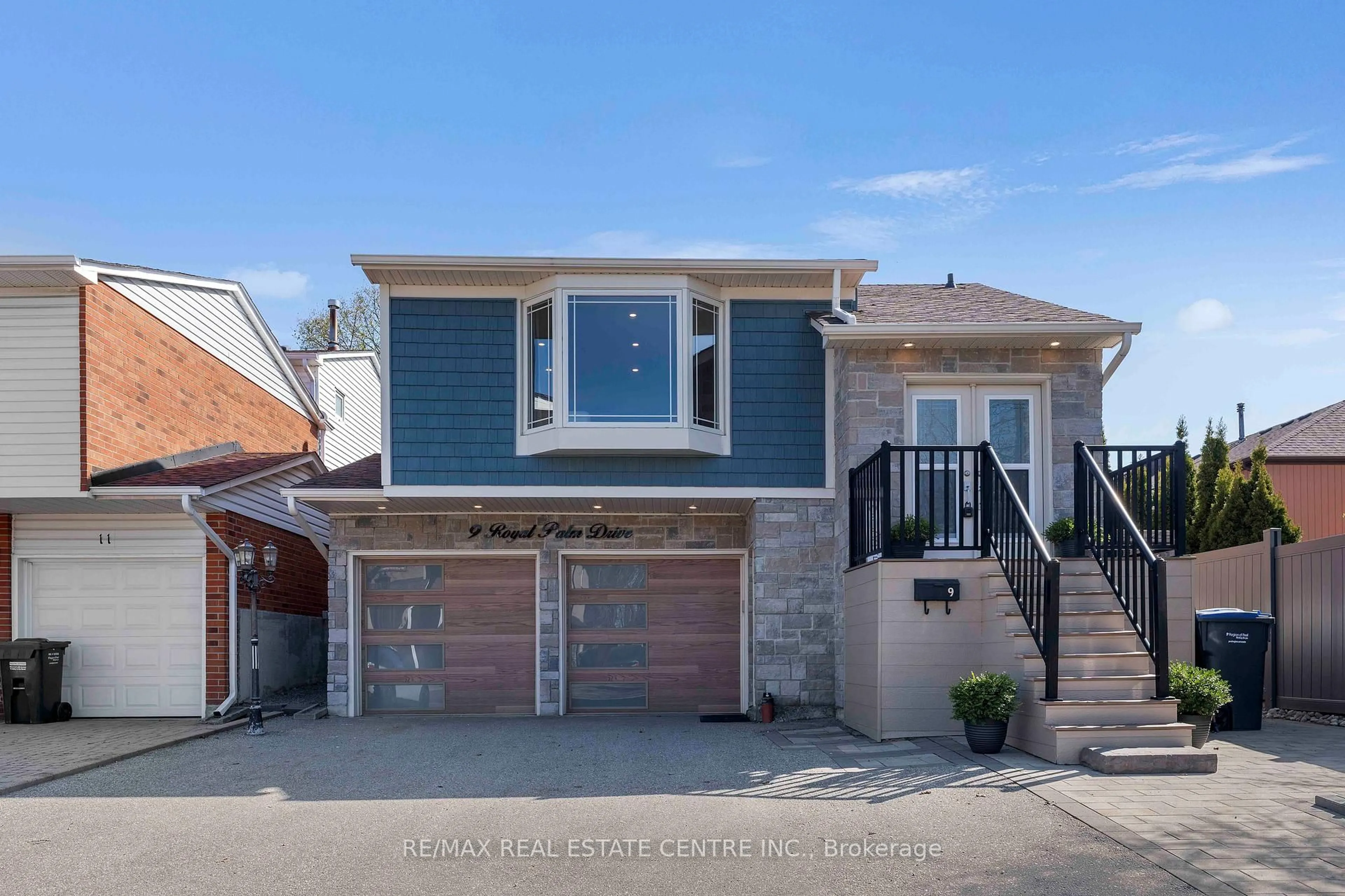 Home with brick exterior material, street for 9 Royal Palm Dr, Brampton Ontario L6Z 1P1